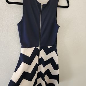 Rue 21 Wonen's Dress - above knee Small